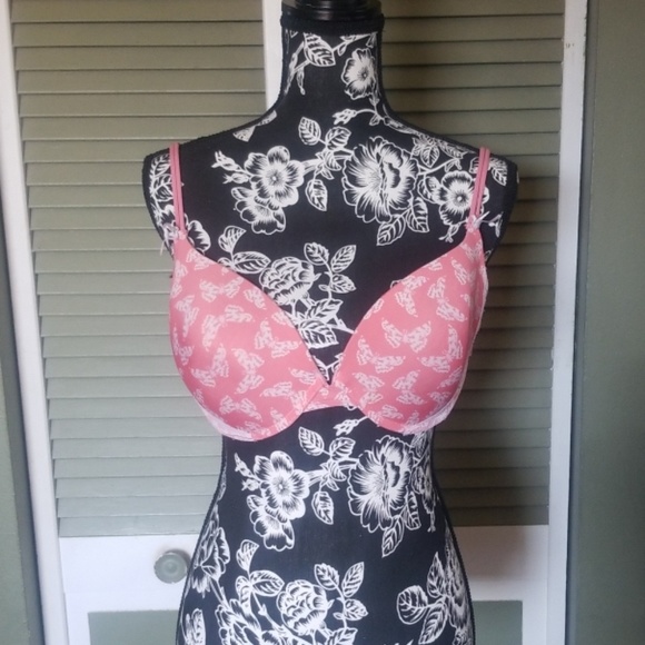 Jessica Simpson Other - {Jessica Simpson} Butterfly Print Pushup Bra